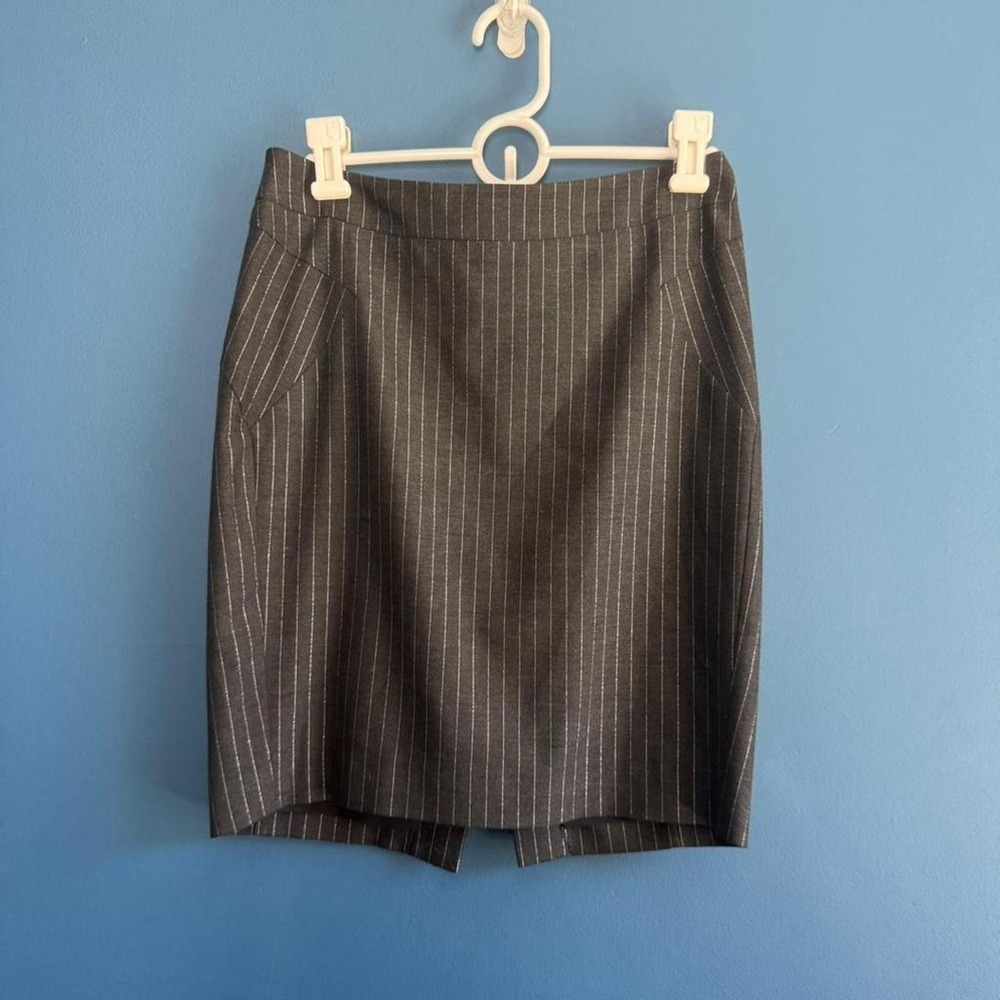 Y2K Bebe Pinstripe Skirt Women's Size 4 Gray Silver Bodycon Pencil Punk Indie